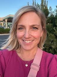 Looking for a signed copy of Edenbrooke? Grab one at the NEW Barnes & Noble  in American Fork! 🩷🩷🩷