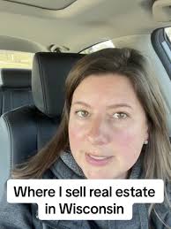 Sara Lyle- Wisconsin Realtor (@saralylerealtor)