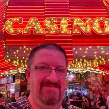 Can wristbands be purchased at Knoebels park during the week?