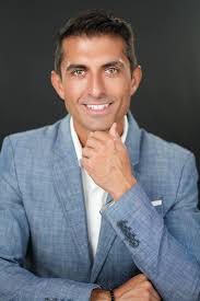 Kenneth Lamor Headshot & Branding Photography