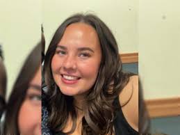 Two pilots, Albert Cassens students work