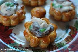 Vol Au Vent With Chicken Bechamel Sauce Vol Au Vent Bechamel Sauce Cooking Recipes