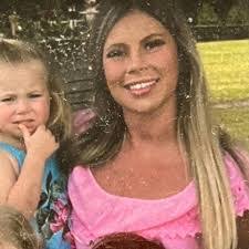 Nicole Autry's Instagram, Twitter & Facebook