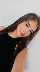 Lisa Wei's Instagram, Twitter & Facebook