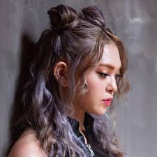 Alexa Profile The Girl Who Drops It Like A Bomb Kpop Hair Alexa Girl Artist