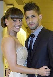 Gonçalo filipe carvalho quinaz pereira (born 18 june 1985), known as quinaz, is a portuguese professional footballer who plays for união desportiva alta de lisboa as a left winger. Goncalo Quinaz And Nereida Gallardo Dating Gossip News Photos