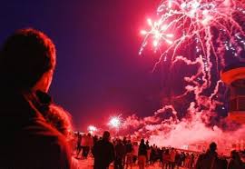 Vous pouvez aussi retrouver l'ensemble des publications en sélectionnant la date de votre choix. 14 Juillet 2021 A Caen Le Feu D Artifice De La Prairie Aura Bien Lieu Cet Ete Anonfr Com