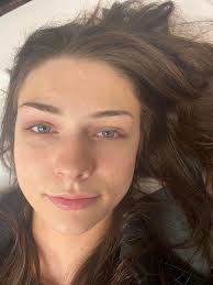 Lash lift and tint model needed February 5