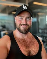 Brady Greer's Instagram, Twitter & Facebook