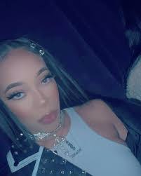 Ingrid Morrow's Instagram, Twitter & Facebook