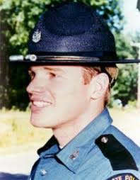 Wendi Holt's Instagram, Twitter & Facebook