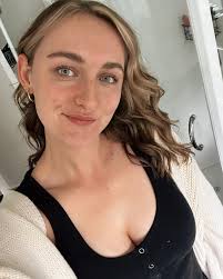 I vow to fiercely love myself the way that I have loved everyone else.