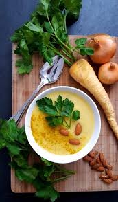 Kulinarikus Wintersuppe Mit Petersilienwurzel Und Kichererbsen Wintersuppen Petersilienwurzel Rezept Suppen Und Eintopfe