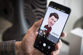 Galaxy S9 Hands On Testing Ar Emojis And The Dual Aperture Camera Pcworld