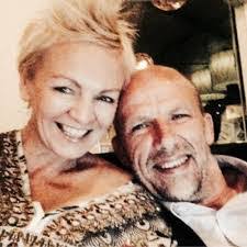 Kenny Lowe's Instagram, Twitter & Facebook