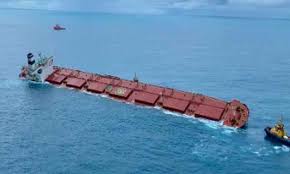 Navio encalhado,, navio & barco, veículos, postar, grátis, imagem isenta de direitos autorais. Barco Que Estava Na Africa Chega Para Retirar Oleo De Navio Encalhado No Maranhao