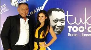 Deny cagur kesel opie kumis gamau di aturjoin membership full drama indonesia sekarang juga! Penyanyi Dangdut Meggie Diaz Diisukan Menikah Dengan Komedian Sekaligus Presenter Tukul Arwana Komedi Penyanyi Berita