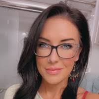 Avery Kernan's Instagram, Twitter & Facebook