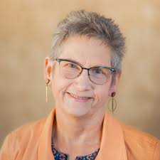 Michelle Pfeiffer's kitchen cabinet color can reduce stress