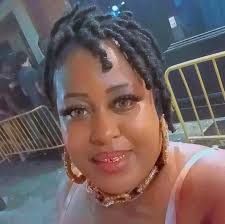 Kimberly Wakefield's Instagram, Twitter & Facebook