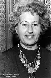 Eva Brewster (1922-2004) Eva Levy was born in Berlin in 1922. Her family  was wealthy Jewish merchants who had lived in Germany for seven centuries.  In 1938 the Nazis took over her