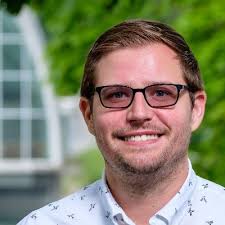 Robert Williamson (@fabbyrob)