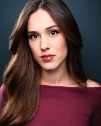 🎭 REVIEW 🎭 After winning the Phoebe Frances Brown Award in 2023, Olivia  Mace's A Pineapple makes its world debut at Manchester's 53Two.  "Captivating...thrilling to watch."  https://www.westendbestfriend.co.uk/news/review-a-pineapple-53two