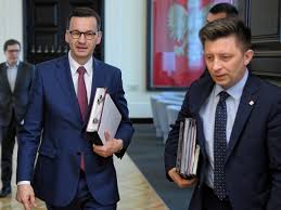 Michał paweł dworczyk urodził się 22 lipca 1975 roku w warszawie. Morawiecki W Kinie Bez Maseczki Dworczyk Tlumaczy Nieporozumienie