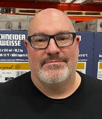 Clint Crow's Instagram, Twitter & Facebook