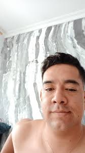 Hi I would like to talk with somebody in English (or maybe Spanish) getting  to know new people. Is anybady interested? :D