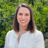 Katie Silverstein's Instagram, Twitter & Facebook