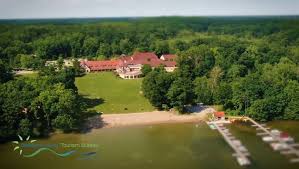 Plan the perfect getaway in the great outdoors, enjoy the scenery and wilderness, and soak up the adventure. Pokagon State Park Steuben County Tourism Bureau
