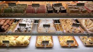 Liliha bakery ala moana liliha bakery nimitz liliha bakery original liliha. Liliha Bakery Nimitz Honolulu Hawaii Youtube