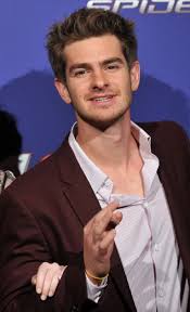 Born in los angeles and raised in surrey, garfield began his career on the u.k. Pin On Andrew Garfield Peter Parker