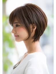 グラス オモテサンドウ grass 30代40代小顔上品な似合わせカットショートブルージュカラー ヘアカット ヘアスタイリング 髪型