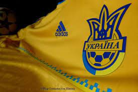 Ucrania jugó su primer partido como selección independiente el 29 de abril de 1992 ante hungría. Ucrania 2012 2013 Camisetas Con Historia