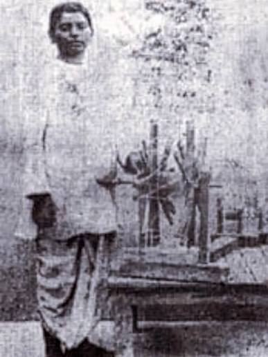 He Chose Death Over Surrender | Remembering Chandrashekhar Azad, the Revolutionary Who Lived and Died Free 🇮🇳 Born on 23 July 1906 in Bhabhra (now Chandrashekhar Azad Nagar, Madhya Pradesh), Chandra Shekhar