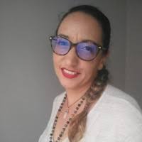 200+ perfiles de «Virgen»