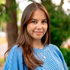 I am delighted to share that I have graduated from the University of Oregon  in just three years, earning a Bachelor of Arts in Public Relations with a  minor in Sociology and