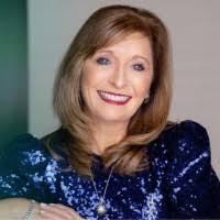 Kim Gooden's Instagram, Twitter & Facebook