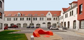 Häuser zum kauf in ulm schnelle und einfache haussuche in ulm mit immo.swp.de egal ob einfamilienhaus, reihenhaus oder doppelhaushälfte finden sie unter zahlreichen kaufangeboten. Unternehmen Volk Immobilien Und Volk Hausverwaltung Gmbh Ulm