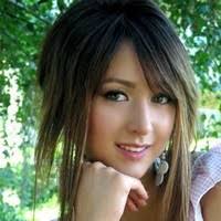 Clarissa Hess's Instagram, Twitter & Facebook