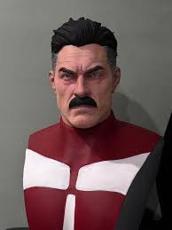 Finished my Omniman bust. It was alot of fun to paint