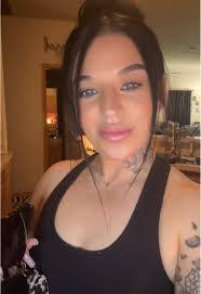 Alyssa Collard's Instagram, Twitter & Facebook