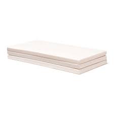 Im gegensatz zu einem vollausgewachsenen doppelbett nimmt ein bett mit 120x200 cm liegefläche nur wenig extra raum. Faltbare Matratze 120x200