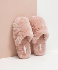 48 Women Slippers Trending This Summer Slippers Shoes Slideslipper Slipperboots Cute Slippers Winter Slippers Slippers