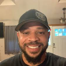 How to reconnect with Dan and Mary Miller from Lapeer?