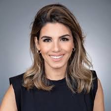 Samira Naraghi's Instagram, Twitter & Facebook