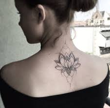 If You Like The Project To Make A Tattoo On The Back Of Your Neck You Ve Probably Already Thought About The Neck Tattoos Women Back Of Neck Tattoo Neck Tattoo
