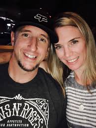 Windshield install with stainless trim in Phoenix area?